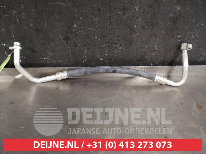 Nissan Navara Air conditioning line O439522
