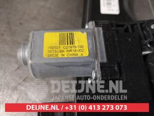 Nissan Qashqai Window mechanism 4-door, front left O440334 photo 3