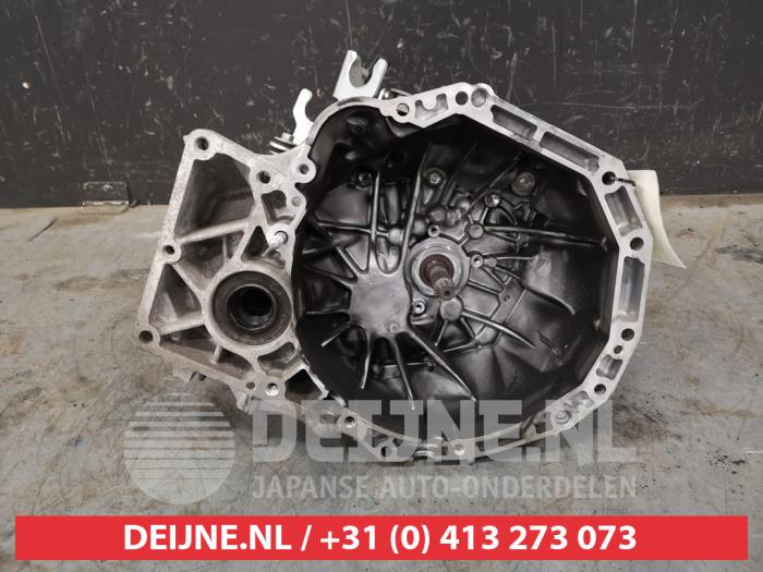 Suzuki Swift Versnellingsbak O440518