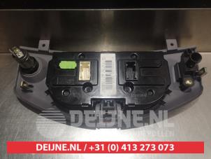 Nissan Micra Kachel Bedieningspaneel O305629 foto 2