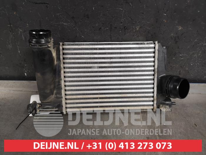 Gebruikte Intercooler Nissan Qashqai (J11) 1.2 DIG-T 16V Prijs € 50,00 Margeregeling aangeboden door V.Deijne Jap.Auto-onderdelen BV