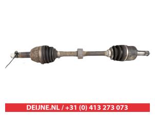 Gebruikte Steekas links-voor Mazda 2 (DE) 1.3 16V S-VT High Power Prijs € 40,00 Margeregeling aangeboden door V.Deijne Jap.Auto-onderdelen BV