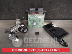 Mazda 2 Ignition lock + key O440784 photo 2