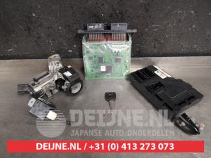 Mazda 2 Set of cylinder locks (complete) O440785 photo 2