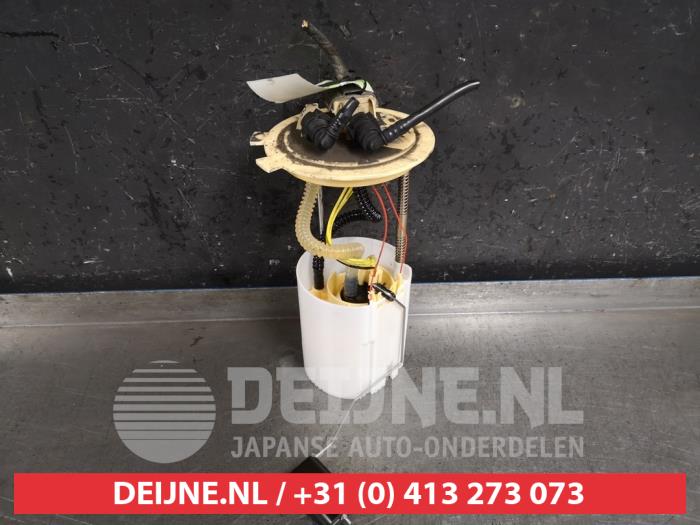 Gebruikte Tank element Pomp Nissan Qashqai (J11) 1.6 dCi Prijs € 50,00 Margeregeling aangeboden door V.Deijne Jap.Auto-onderdelen BV