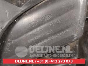 Kia Venga Bumper grille O441127 photo 3