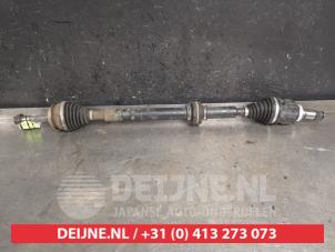 Gebruikte Homokineetas rechts-voor Toyota Prius Plus (ZVW4) 1.8 Hybrid 16V Prijs € 100,00 Margeregeling aangeboden door V.Deijne Jap.Auto-onderdelen BV