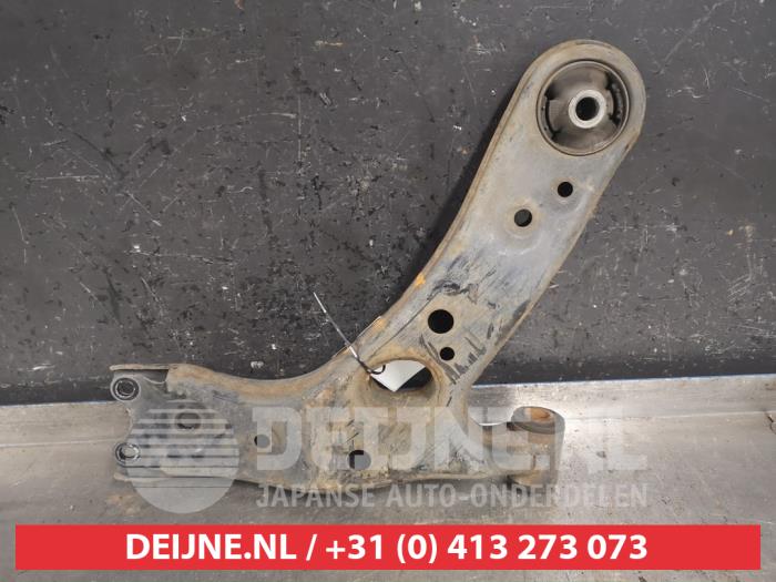 Toyota Prius Plus Draagarm onder links-voor O441467
