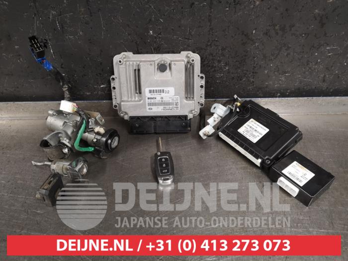Kia Carens Computer Motormanagement O441555
