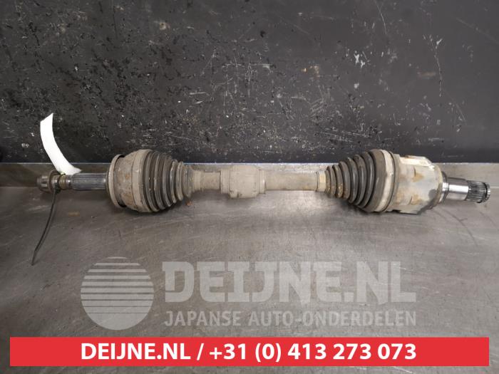 Toyota Prius Aandrijfas links-voor O441719