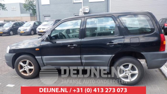 Mazda Tribute Portierruit 4Deurs links-voor O441911