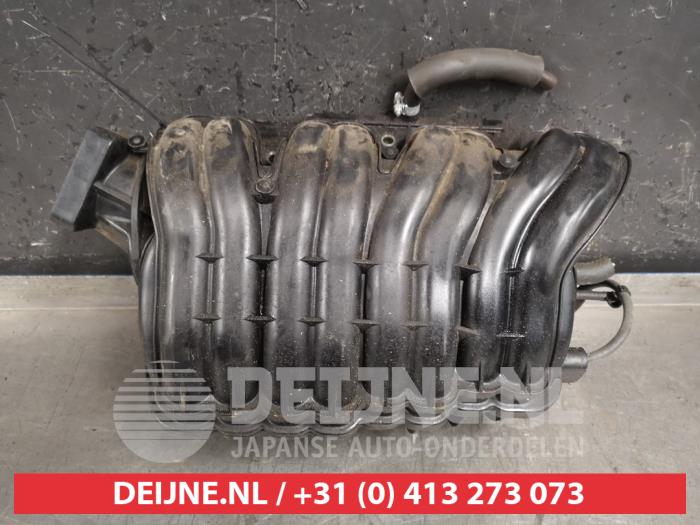Gebruikte Inlaatspruitstuk Toyota Avensis Wagon (T25/B1E) 2.0 16V VVT-i D4 Prijs op aanvraag aangeboden door V.Deijne Jap.Auto-onderdelen BV