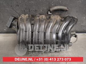 Gebruikte Inlaatspruitstuk Toyota Avensis Wagon (T25/B1E) 2.0 16V VVT-i D4 Prijs op aanvraag aangeboden door V.Deijne Jap.Auto-onderdelen BV