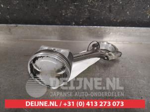 Gebruikte Zuiger Suzuki Alto 1.0 12V Prijs € 75,00 Margeregeling aangeboden door V.Deijne Jap.Auto-onderdelen BV