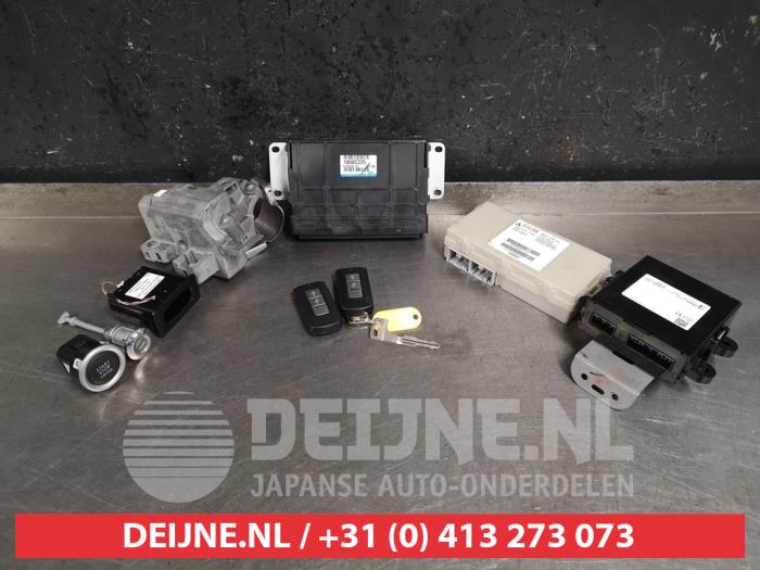 Mitsubishi Space Star Slotenset Cilinder (compleet) O443089
