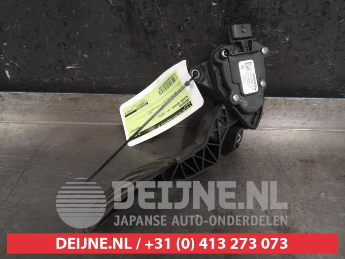 Nissan Qashqai Gaspedaal O443339