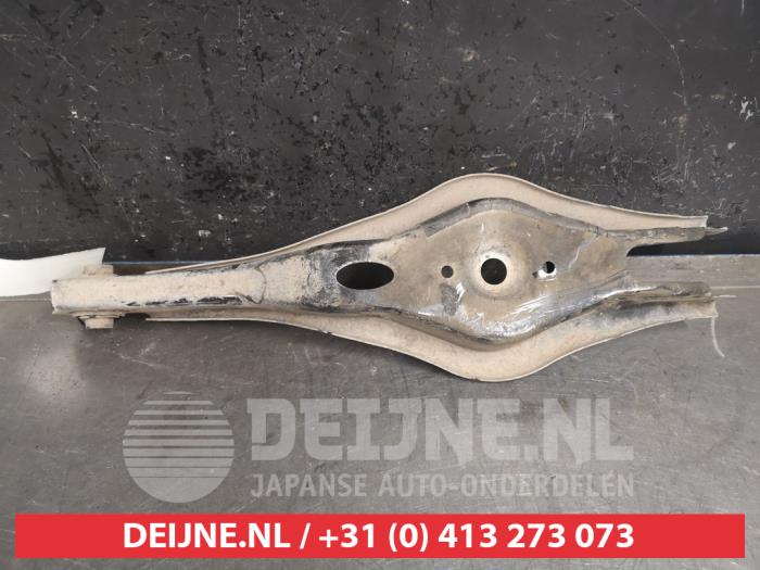 Hyundai I30 Draagarm links-achter O443448