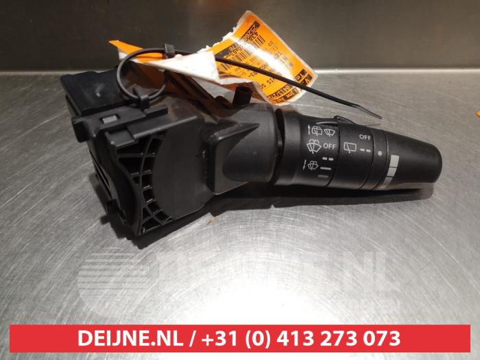 Nissan Terrano Scheibenwischer Schalter O309722