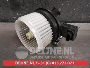 Toyota Hilux Heizung Belüftungsmotor O443762 foto 2