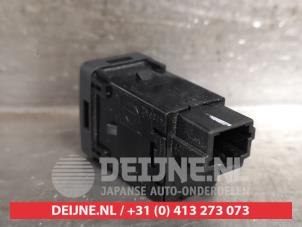 Nissan Pulsar ASR switch O443973 photo 2
