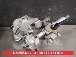 Nissan Pulsar Steering column O444032 photo 2