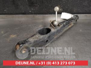 Mitsubishi Lancer Querlenker rechts hinten O444096 foto 2