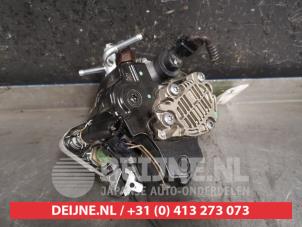 Toyota Auris Mechanical fuel pump O444137 photo 2