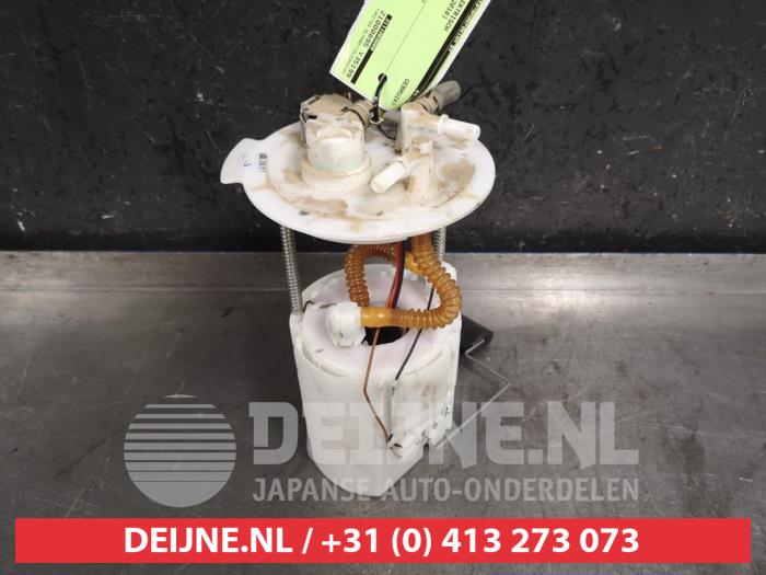 Gebruikte Tank element Pomp Hyundai i10 (B5) 1.2 16V Prijs € 50,00 Margeregeling aangeboden door V.Deijne Jap.Auto-onderdelen BV