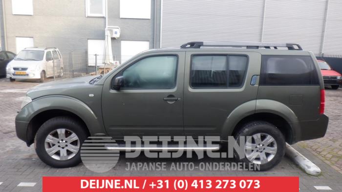 Nissan Pathfinder Portierruit 4Deurs links-achter O444342