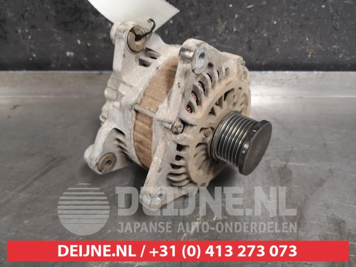 Dynamo van een Nissan X-Trail (T31) 2.0 XE,SE,LE dCi 16V 4x4 2009