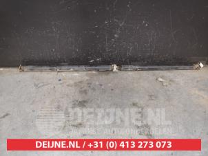 Gebruikte Tussenas Toyota RAV4 (A4) 2.0 16V VVT-i 4x4 Prijs € 75,00 Margeregeling aangeboden door V.Deijne Jap.Auto-onderdelen BV