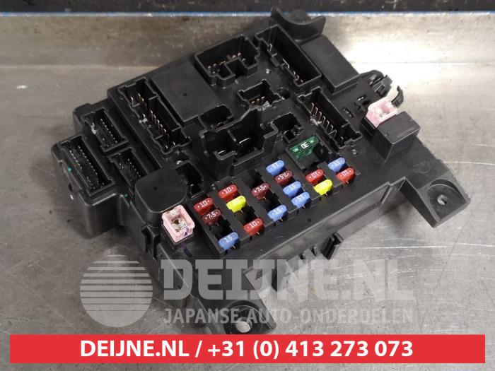 Mitsubishi Lancer Fuse box O444559