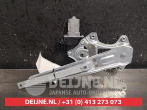 Nissan Juke Ruitmechaniek 4Deurs rechts-achter O444823 foto 2