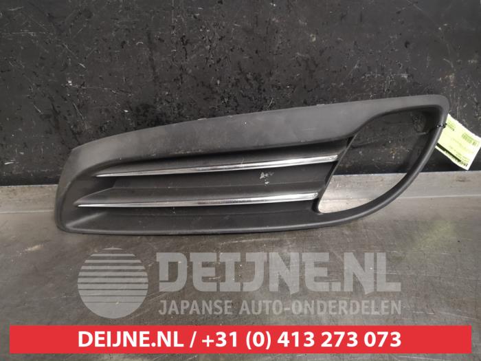 Hyundai Genesis Bumper Rooster O445014
