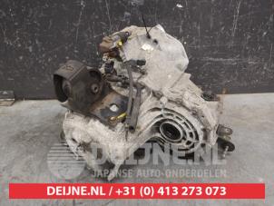 Nissan Almera Tino Getriebe O445070 foto 2