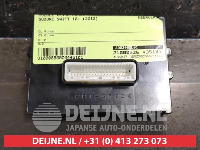Suzuki Swift Module climatronic O445101