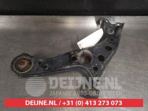 Toyota C-HR Front lower wishbone, right O445113 photo 2