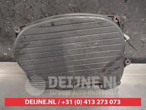 Gebruikte Distributiedeksel Hyundai Santa Fe I 2.4 16V 4x2 Prijs € 75,00 Margeregeling aangeboden door V.Deijne Jap.Auto-onderdelen BV