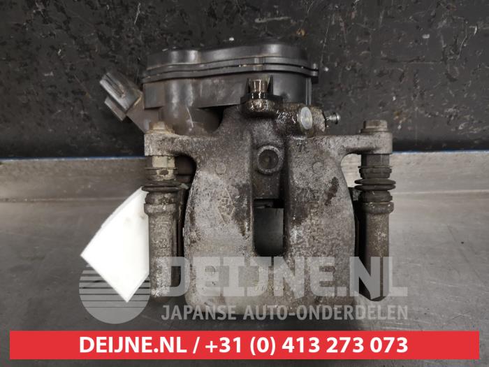 Nissan Juke Remklauw (Tang) rechts-achter O445431