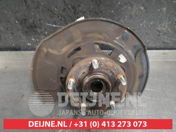 Toyota Rav-4 Fusee rechts-voor O445481