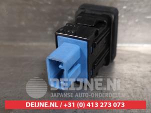 Mitsubishi Outlander ASR switch O445559 photo 2