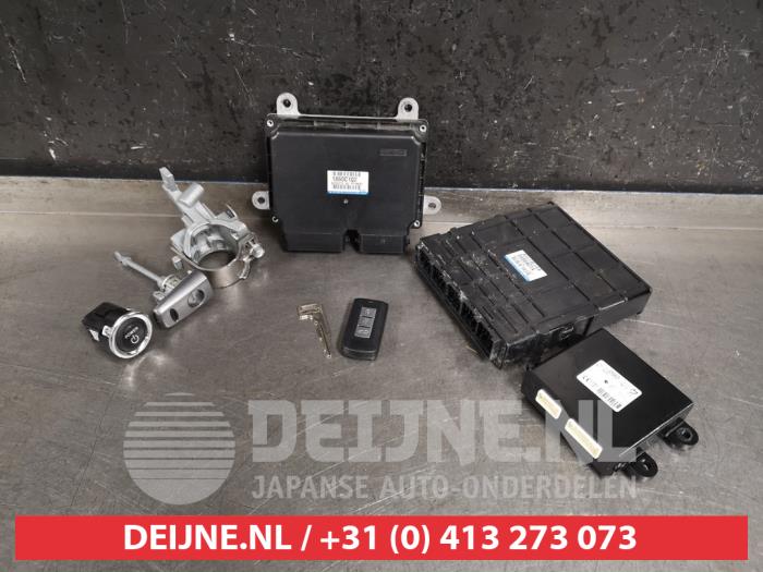 Computer Motormanagement Mitsubishi Outlander (GF/GG), 2012 / 2022 2.0 16V PHEV 4x4, SUV, Elektrisch Benzine, 1.998cc, 89kW (121pk), 4x4, 4B11, 2012-12, GGP2 (Gebruikt)
