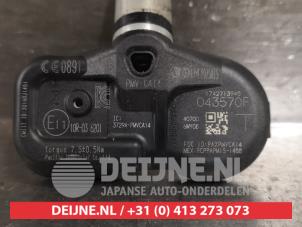 Nissan 370Z Tyre pressure sensor O445688 photo 2
