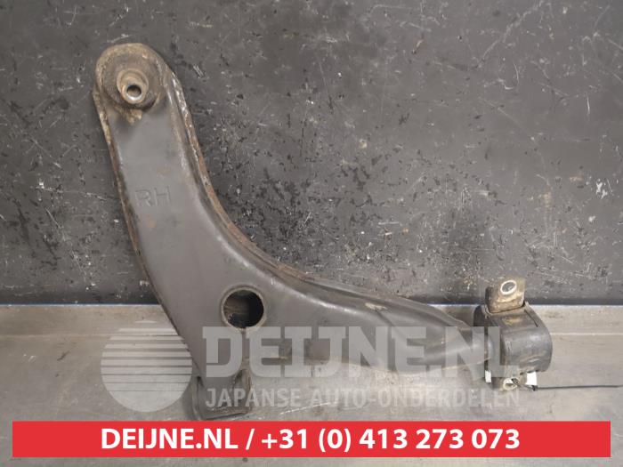 Mitsubishi Carisma Front lower wishbone, right O445750