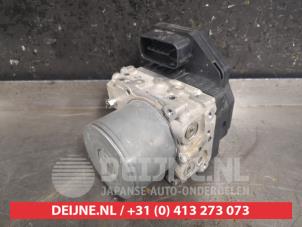 Gebruikte ABS Pomp Toyota RAV4 (A4) 2.0 16V VVT-i 4x4 Prijs € 250,00 Margeregeling aangeboden door V.Deijne Jap.Auto-onderdelen BV