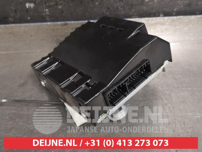 Honda CR-Z Radio amplifier O445820