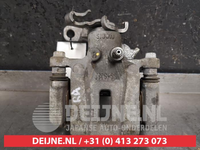 Mitsubishi Eclipse Cross Remklauw (Tang) rechts-achter O446150