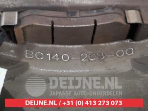 Hyundai Genesis Front brake calliper, left O446262 photo 3