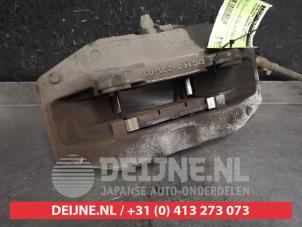 Hyundai Genesis Front brake calliper, left O446262 photo 2