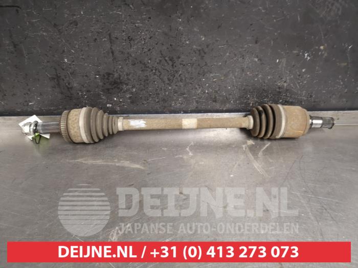 Gebruikte Aandrijfas links-achter Hyundai Genesis Coupé (BK) 2.0 Turbo 16V Prijs € 125,00 Margeregeling aangeboden door V.Deijne Jap.Auto-onderdelen BV